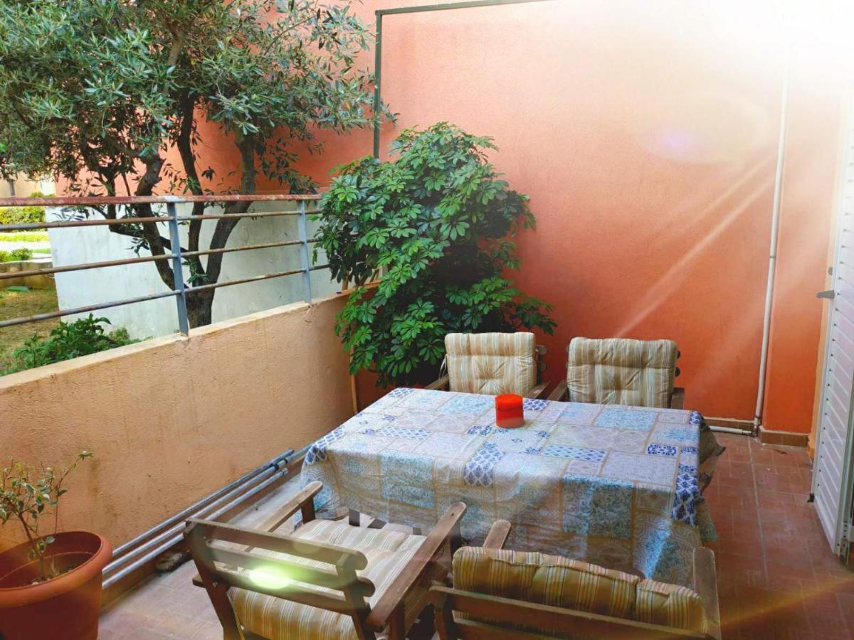 Ilias' cosy&relaxing apartment Atene Esterno foto