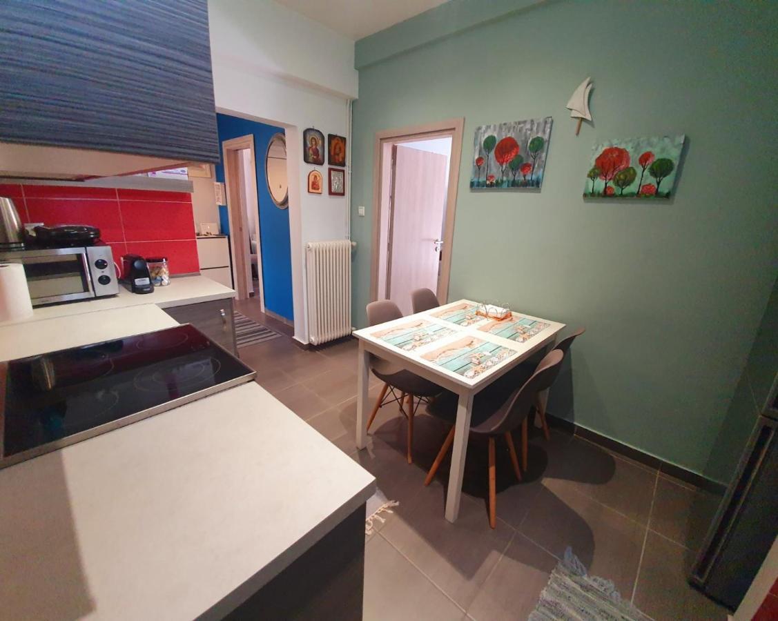 Ilias' cosy&relaxing apartment Atene Esterno foto